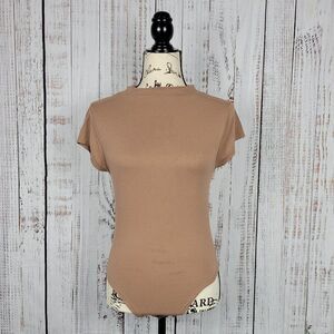 Temt Women's Medium Caramel Brown Turtleneck Basic Chic Short Sleeve Bodysuit